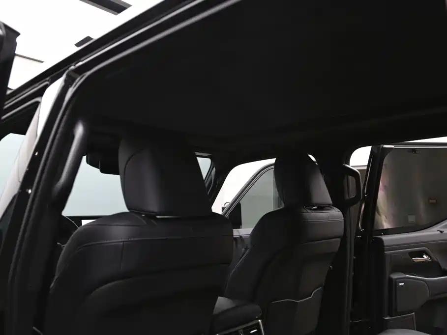 Фото 20 - Lexus GX
