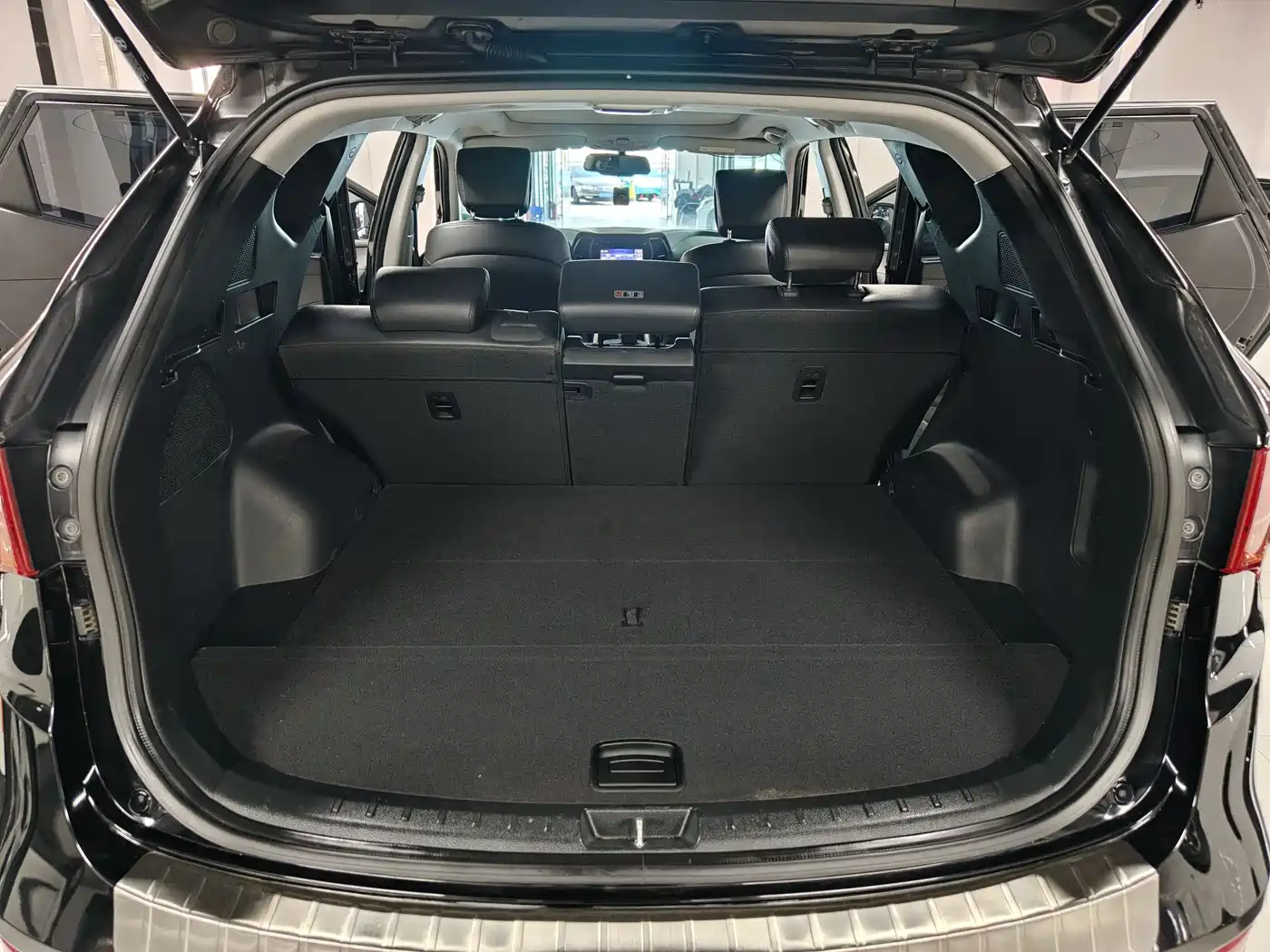 Hyundai Santa Fe 2015 2.0T Automatic 2WD Smart 5-Seater фото 8