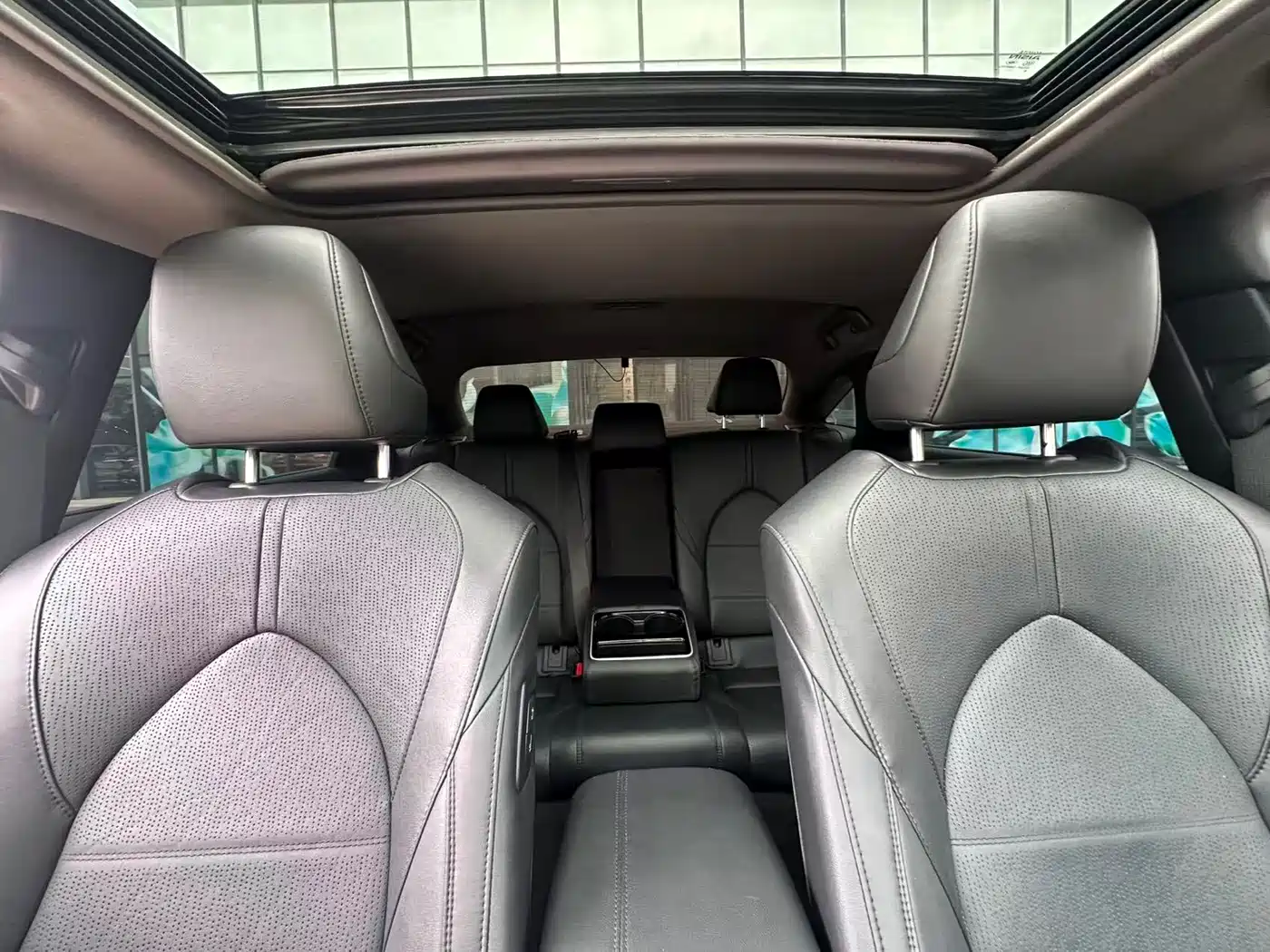 Toyota Avalon 2019 2.0L Luxury Edition (China VI) фото 23