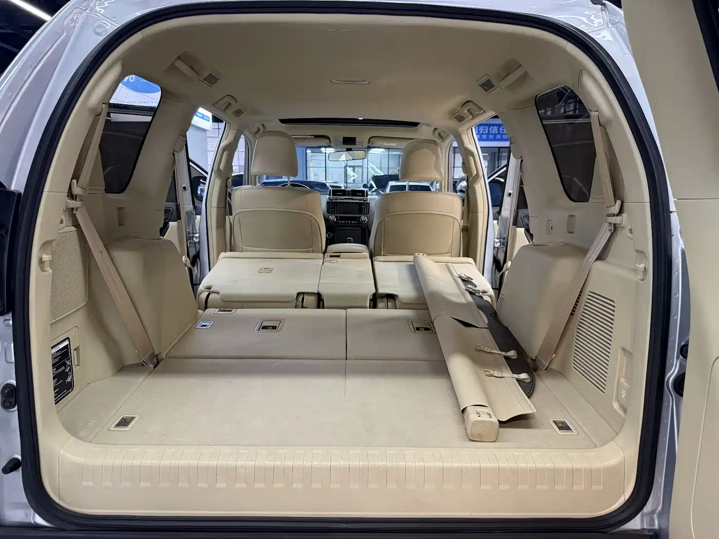 Toyota Prado 2016 2.7L Auto Luxury Edition фото 23