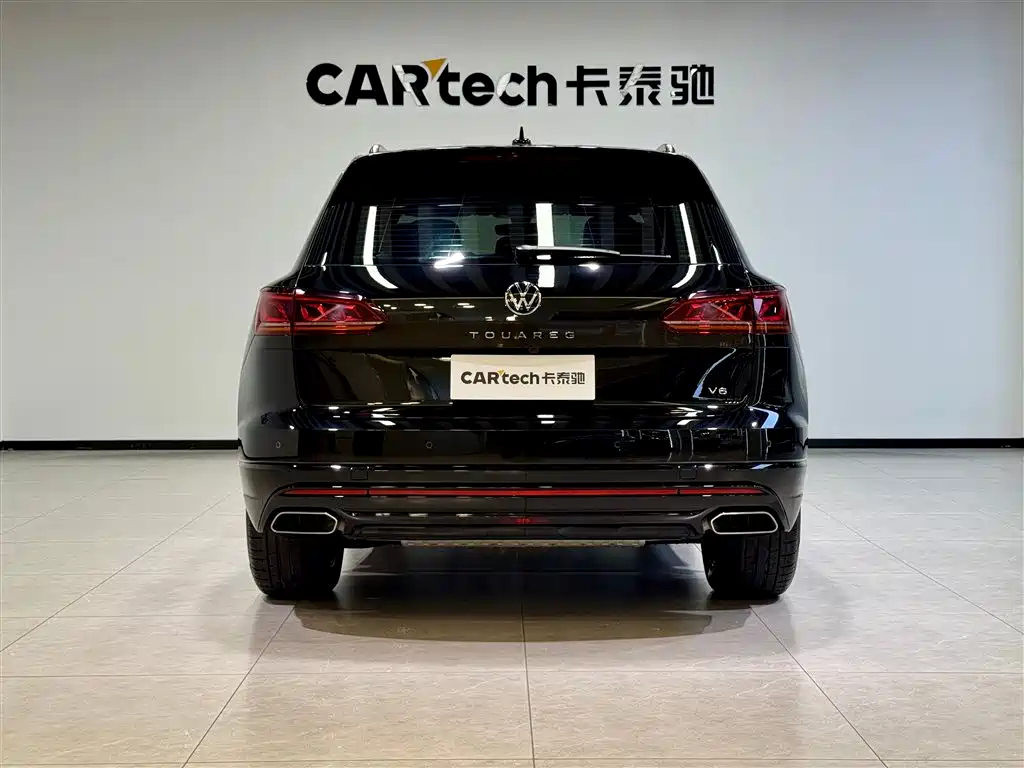 Volkswagen Touareg 2023 3.0TSI R-Line Black Sports Package фото 5