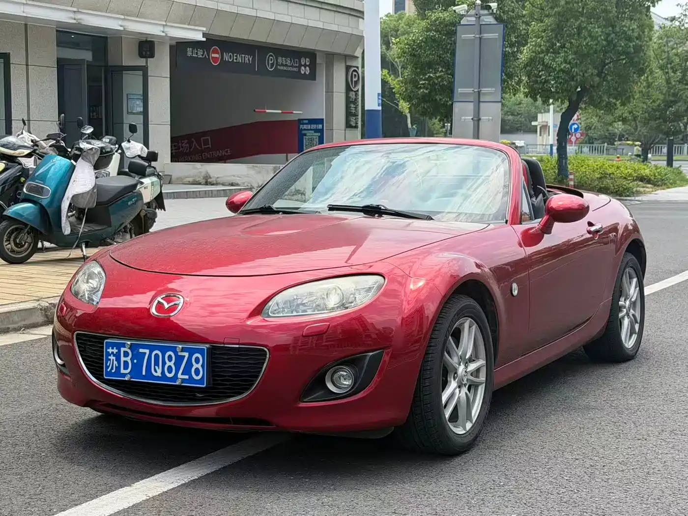 Mazda MX-5, 2011 год
