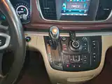 Фото 14 - Buick GL8