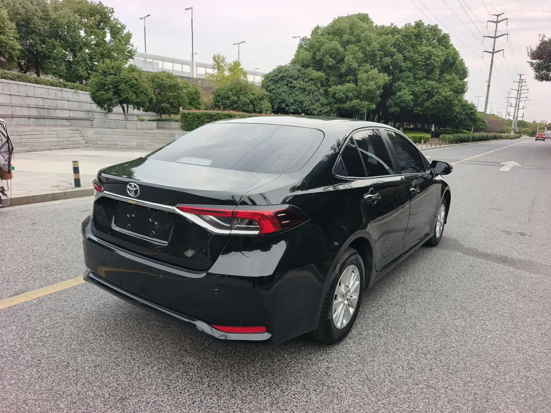 Фото 4 - Toyota Corolla