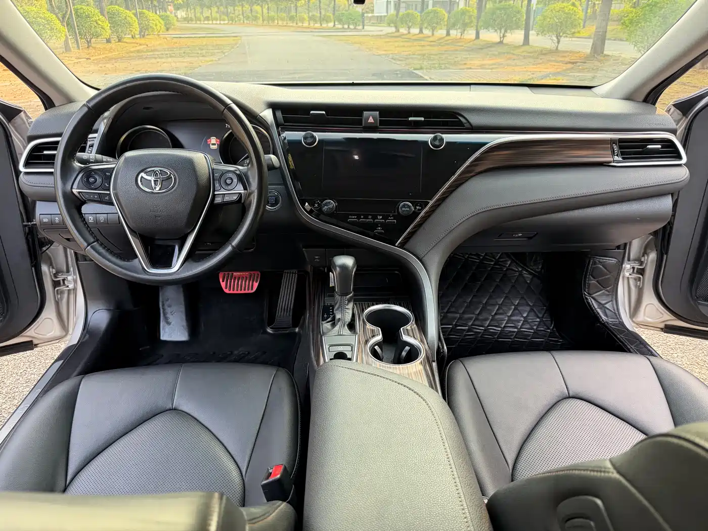 Toyota Camry 2019 2.0G Luxury (China V) фото 11