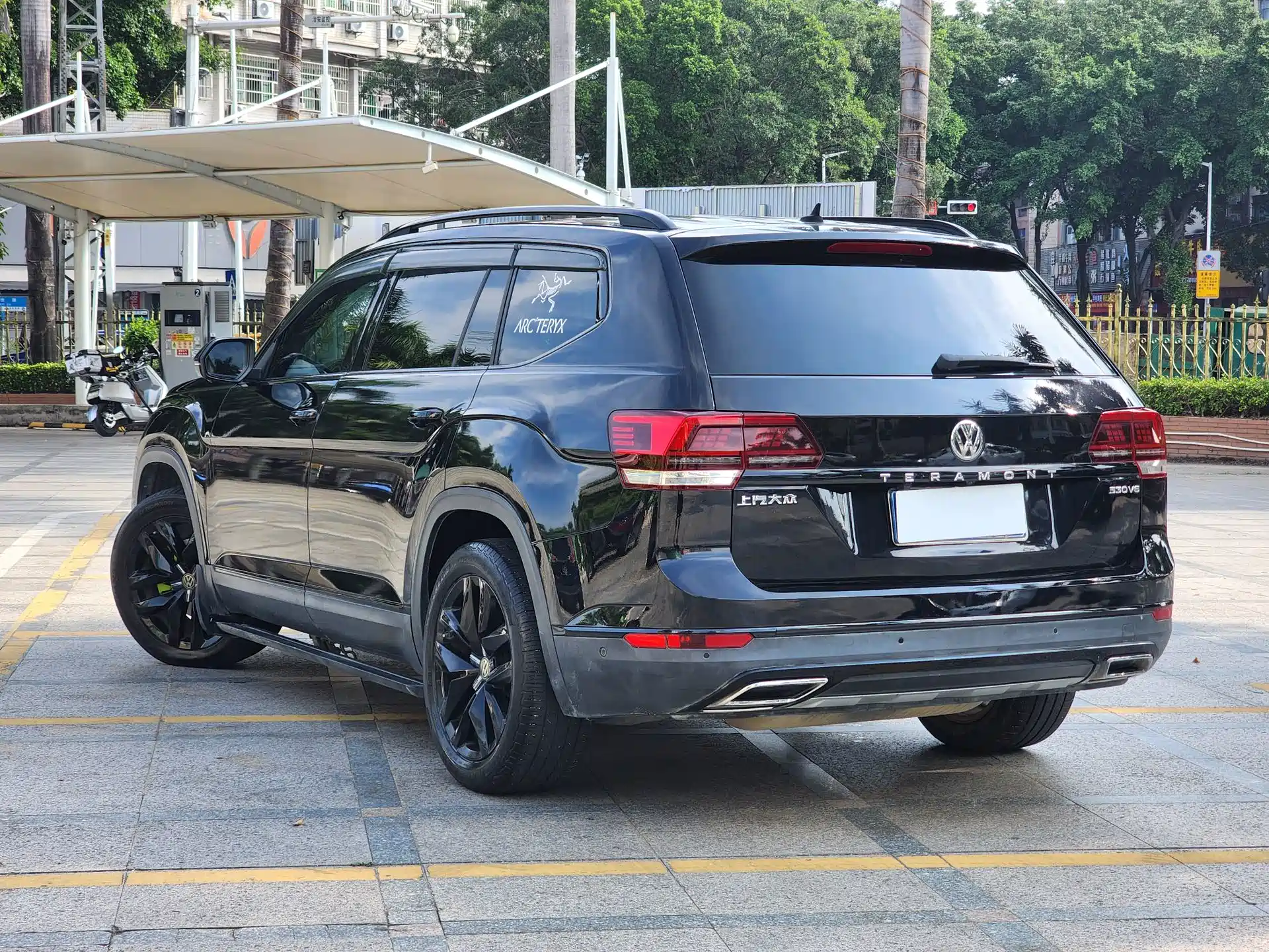 Фото 8 - Volkswagen Teramont