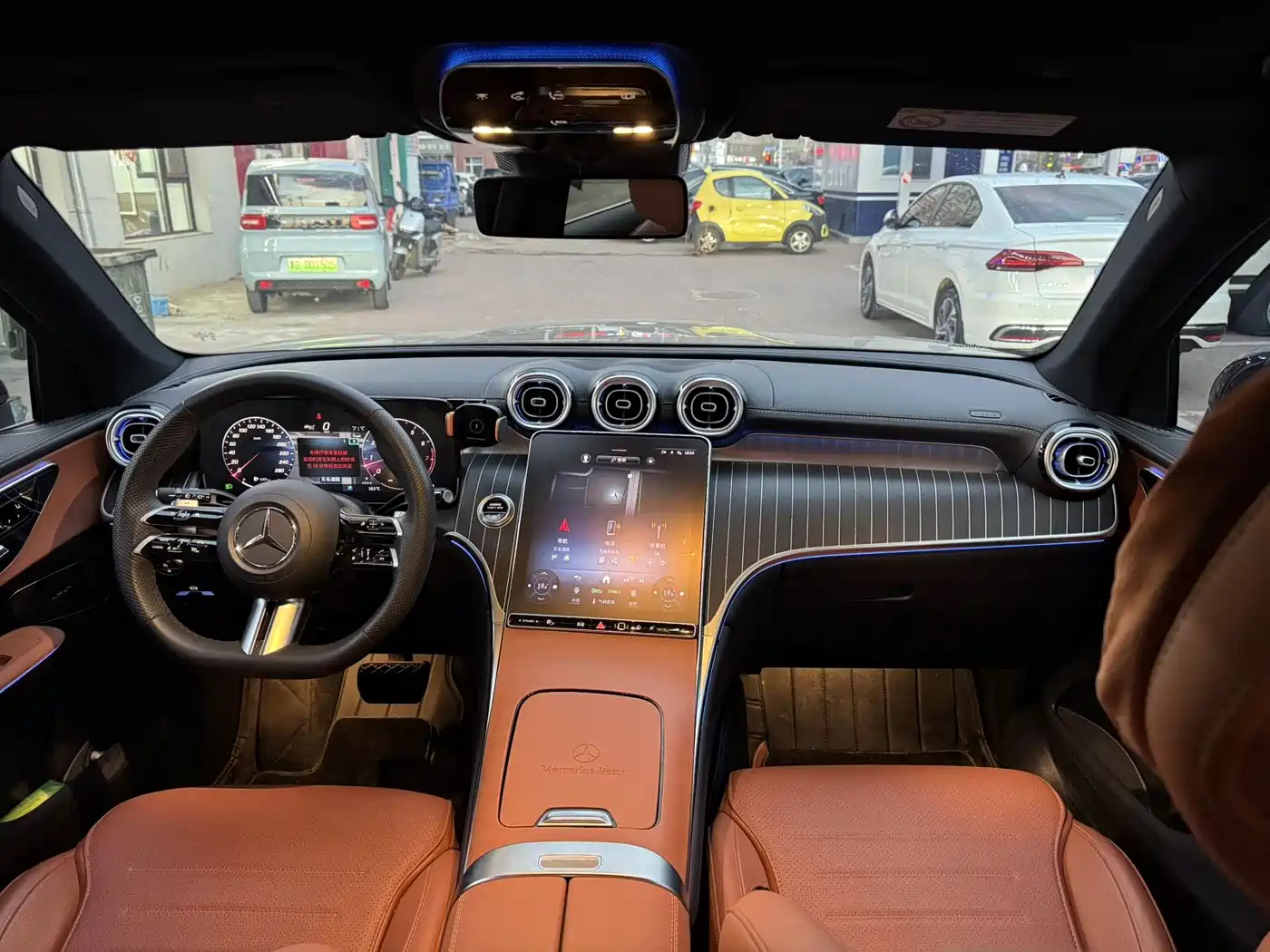 Mercedes-Benz GLC 2024 GLC 300 L 4MATIC Dynamic 5-seater фото 4