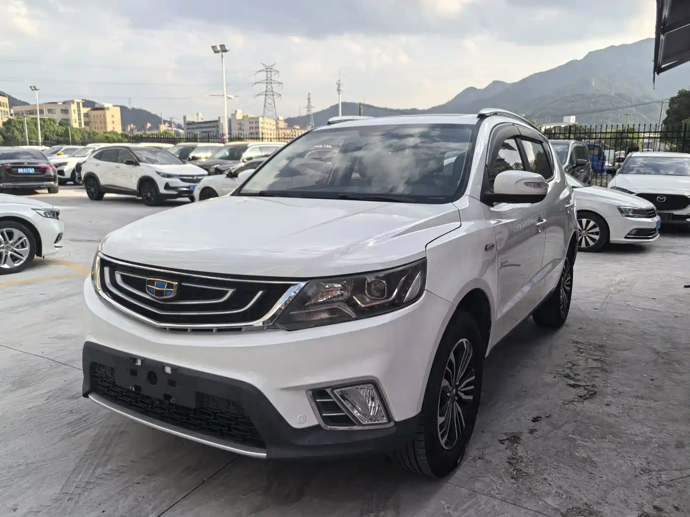 Geely Emgrand X6 2017 2016 1.3T CVT Flagship