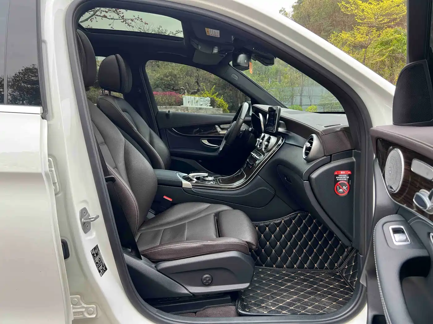 Mercedes-Benz GLC 2018 GLC 260 4MATIC Dynamic фото 8