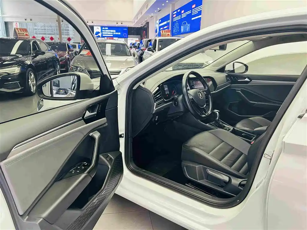 Volkswagen Sagitar, миниатюра 20