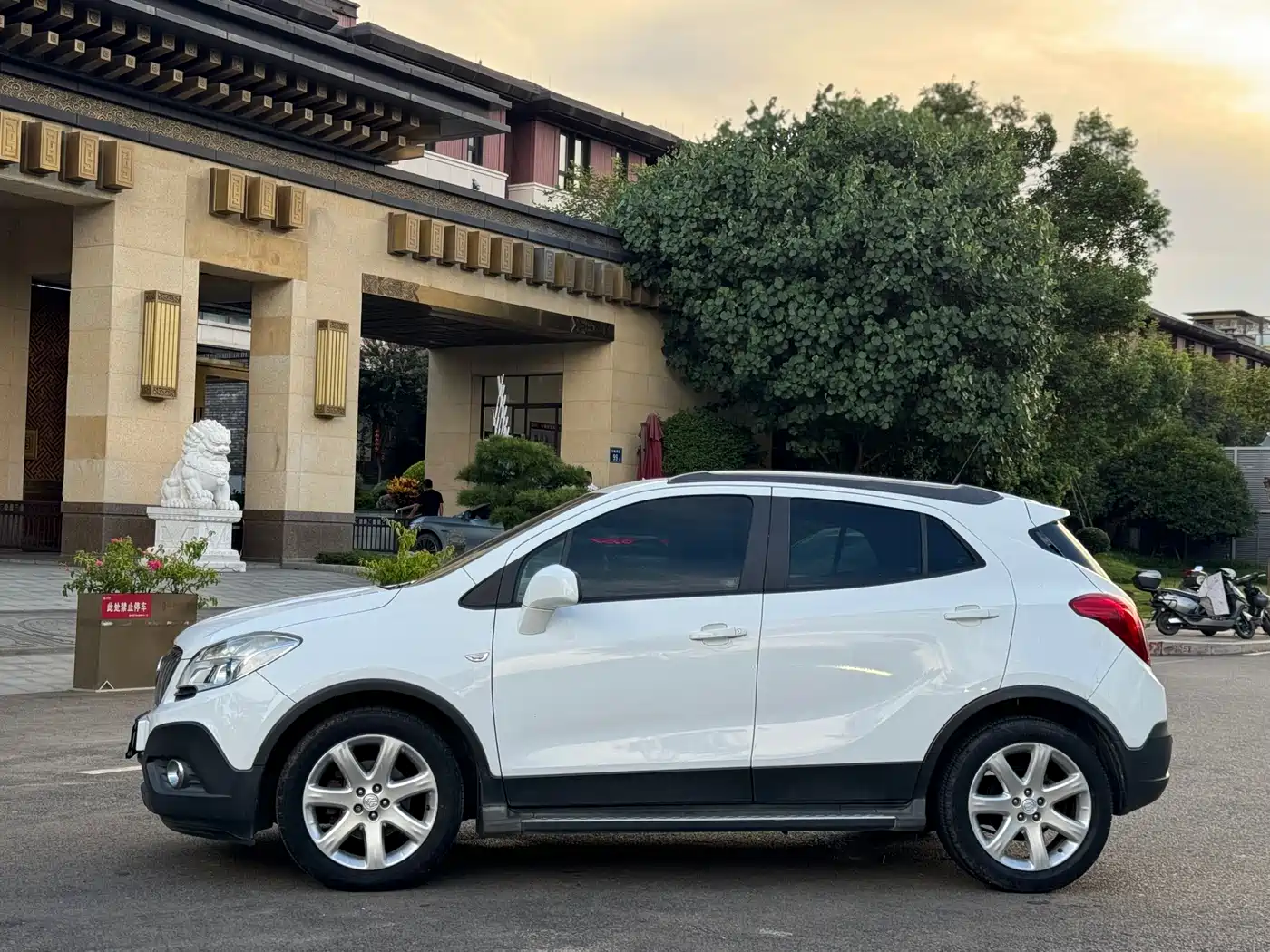 Buick Encore 2013 2013 1.4T Automatic 2WD Elite