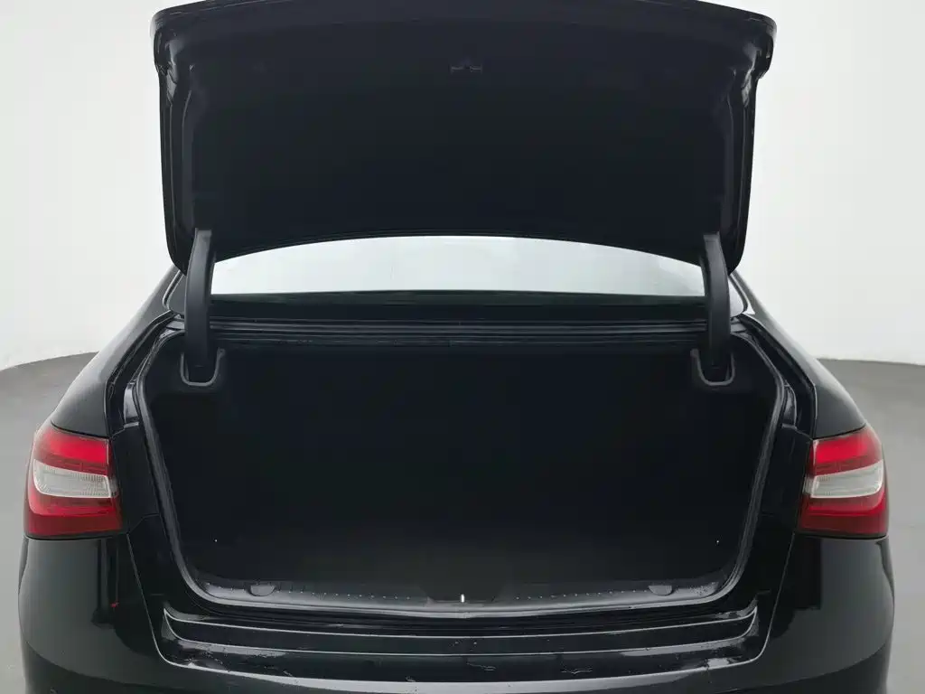 Kia K7 2016 2013 2.4L Business Sunroof China V