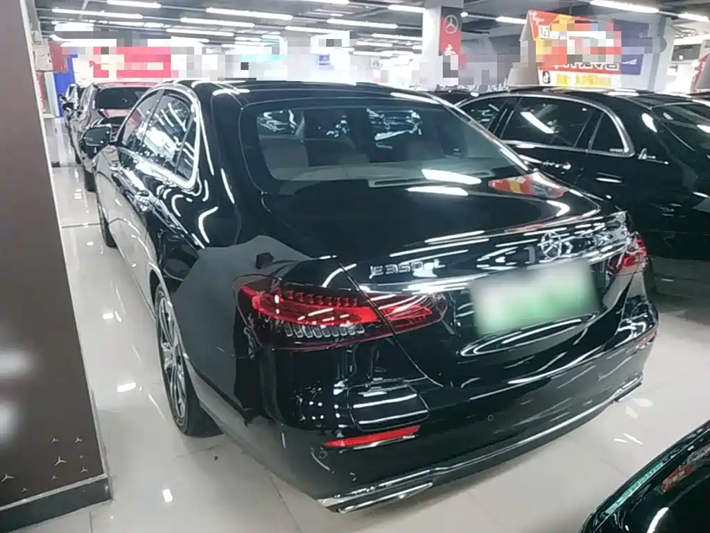 Mercedes-Benz E-Class New Energy 2022 Facelift E 350 e L Plug-in Hybrid Sedan фото 5