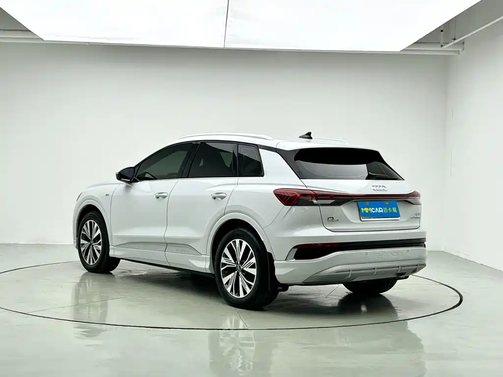 Audi Q4 e-tron 2024 2023 40 e-tron Pioneer Edition