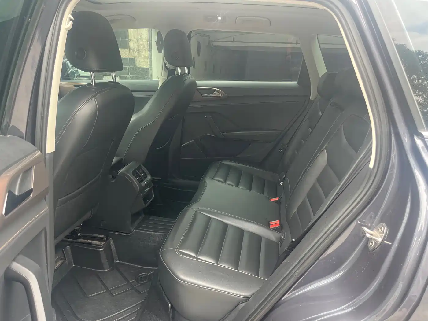 Volkswagen Tharu 2018 2019 330TSI AWD Luxury Edition China VI