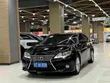 Фото 1 - Lexus ES