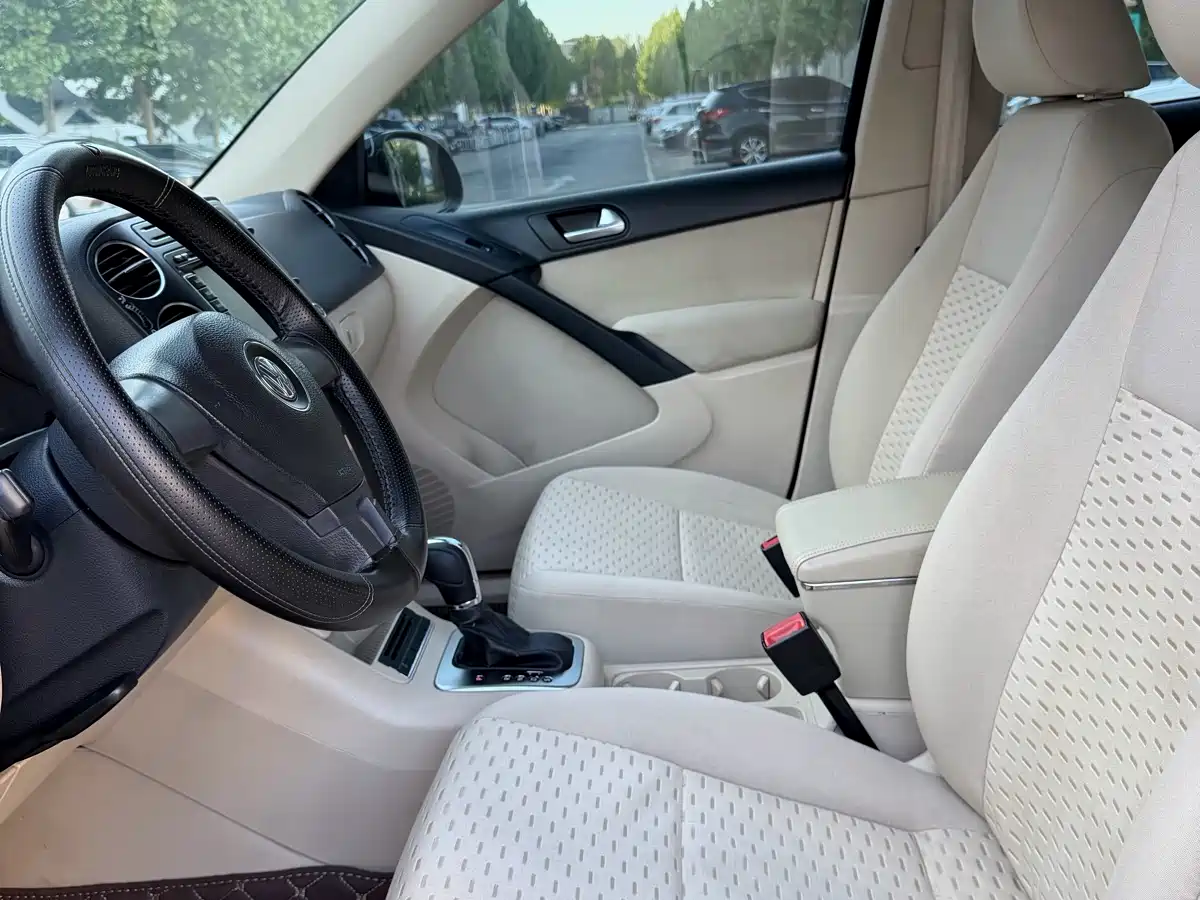 Volkswagen Tiguan 2012 1.8TSI Automatic 2WD Trend Edition фото 8