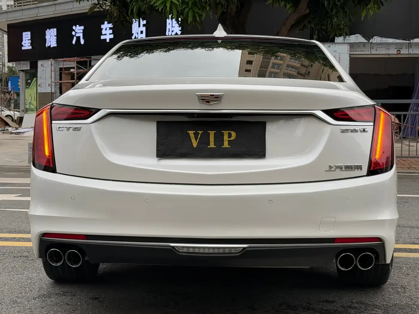 CADILLAC CT6