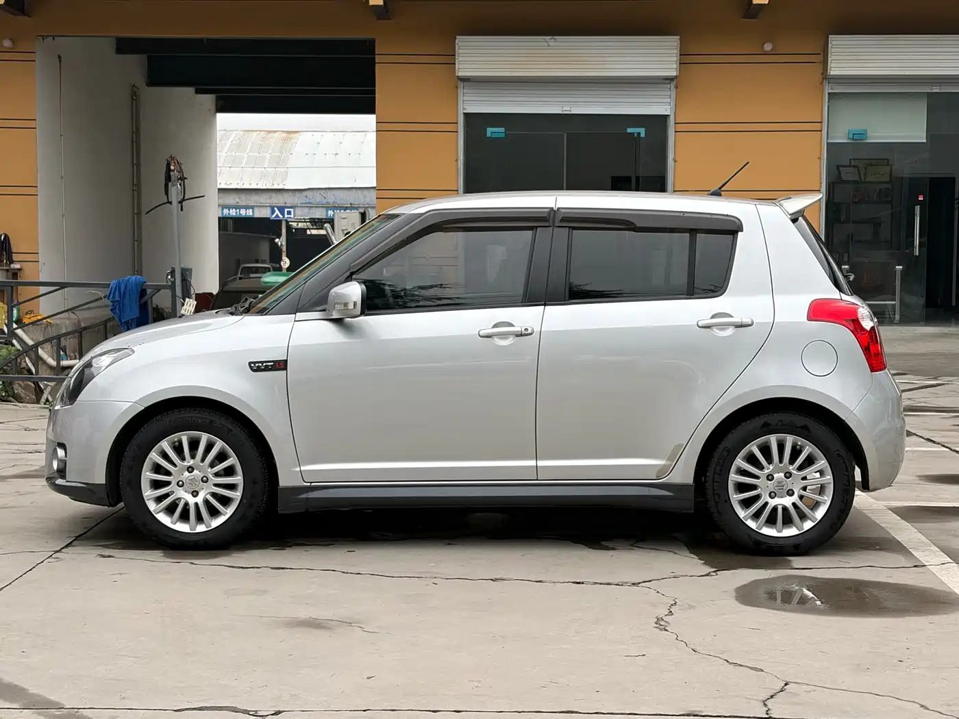 Suzuki Swift 2011 2011 Model 1.5L Automatic Sport