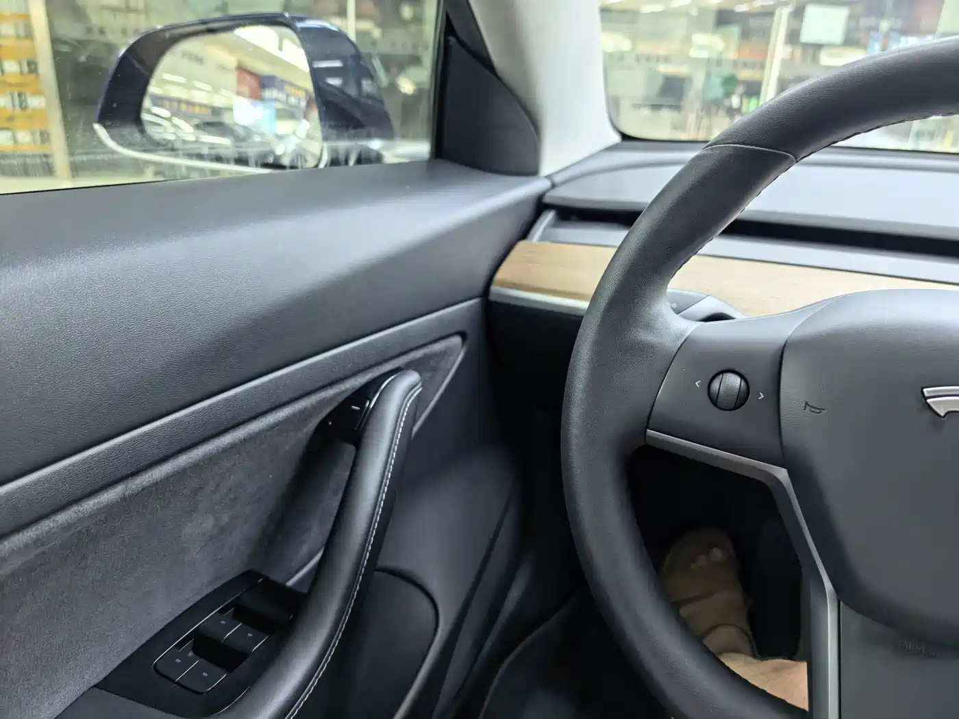 Tesla Model 3 2020 2020 Standard Range Rear-Wheel Drive Upgrade