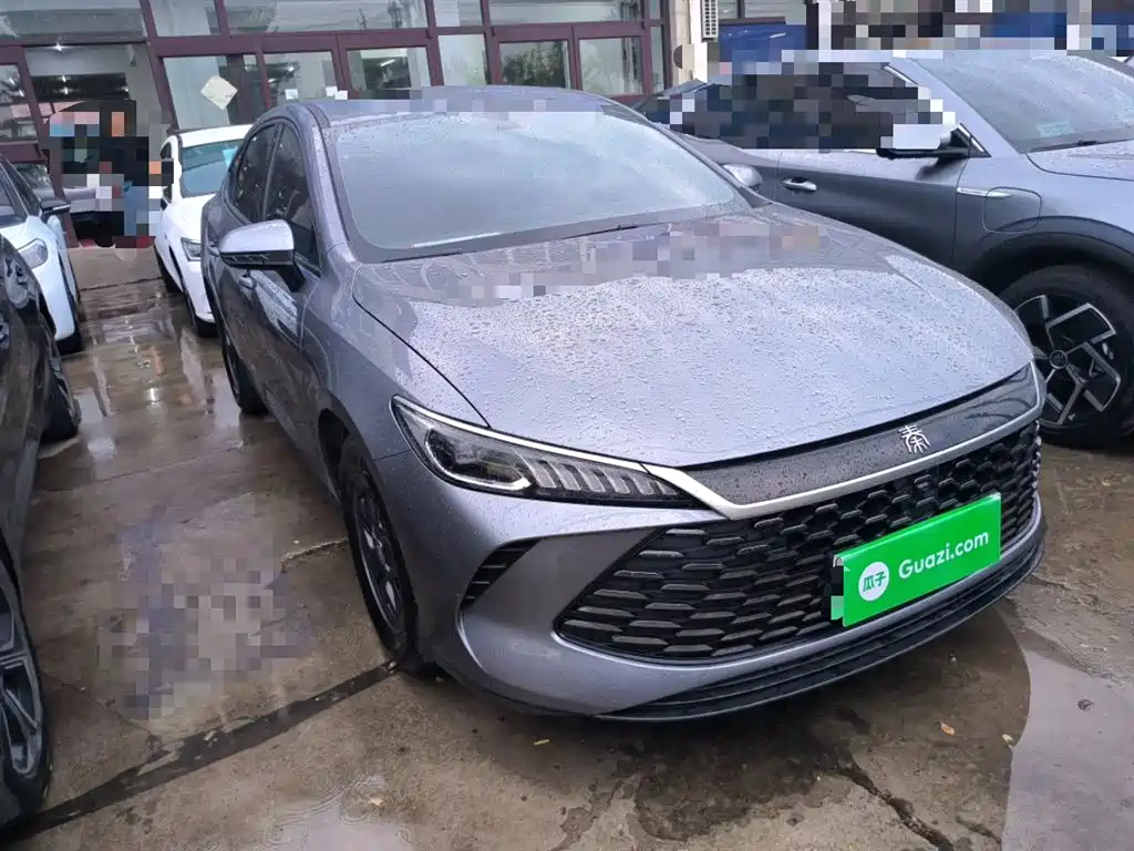 BYD Qin PLUS 2025 DM-i Smart Drive 55KM Leader фото 4