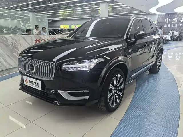 VOLVO XC90 2024