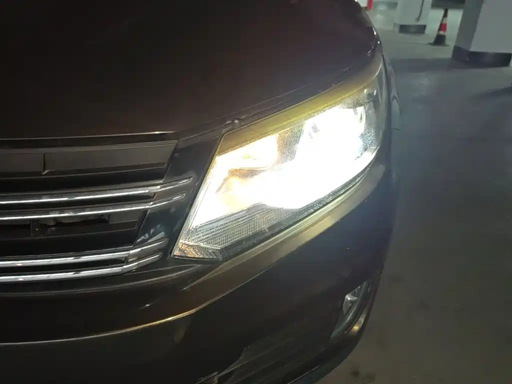 Volkswagen Tiguan 2013 1.8TSI Auto 2WD Trend Edition фото 24