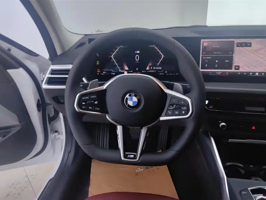 BMW 3 Series 2025 325Li M Sport Package фото 15