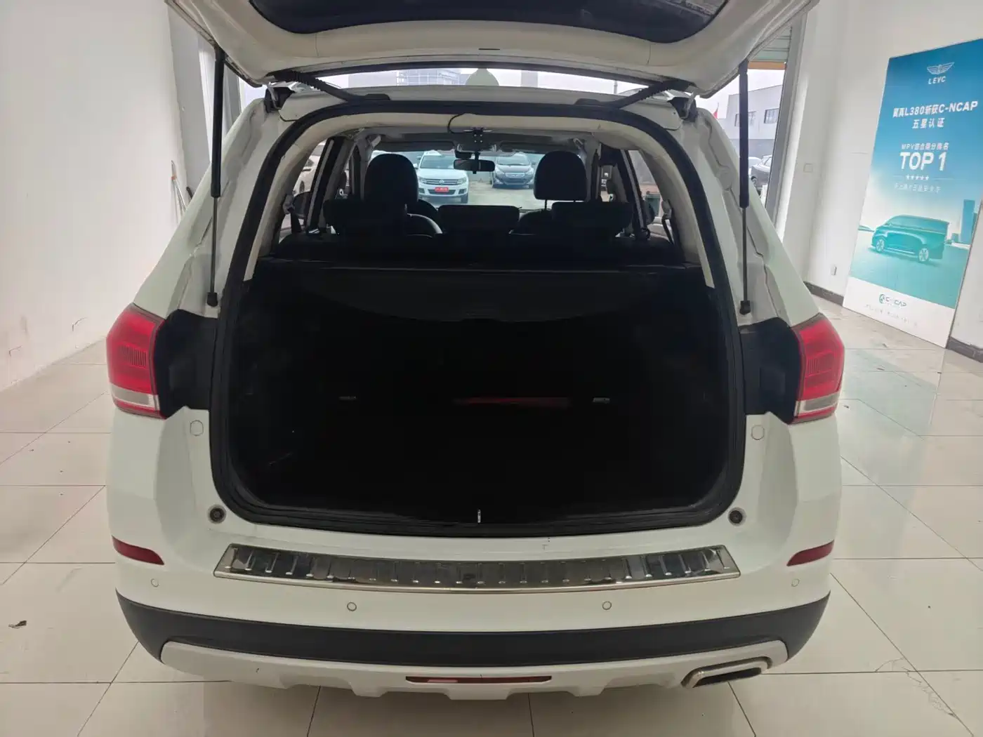 Photo 17 - Haval H6