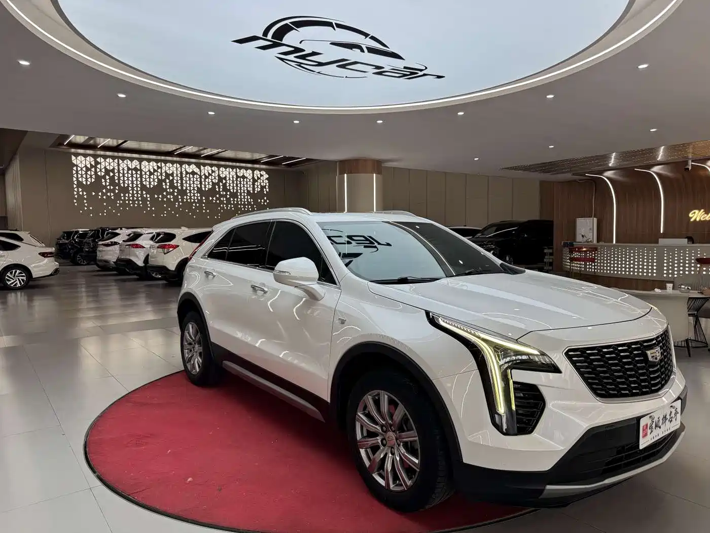 Cadillac XT4 2020 28T FWD Leading Trim