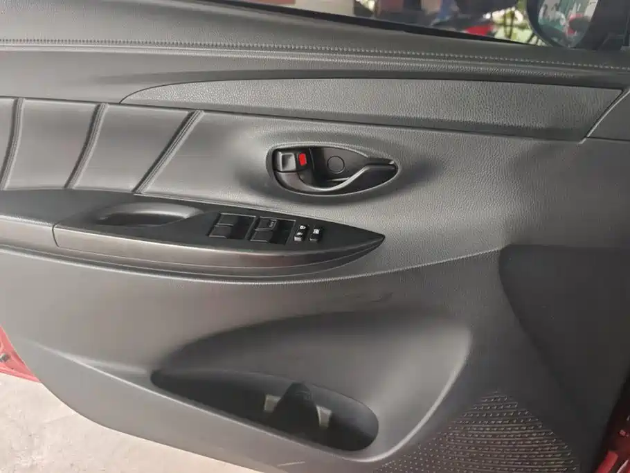Toyota Yaris, миниатюра 7