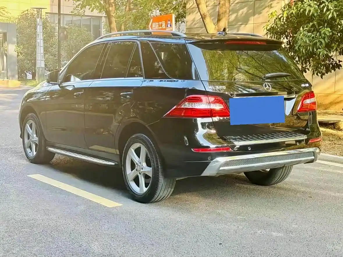 Mercedes-Benz M-Class 2015 ML 320 4MATIC фото 2
