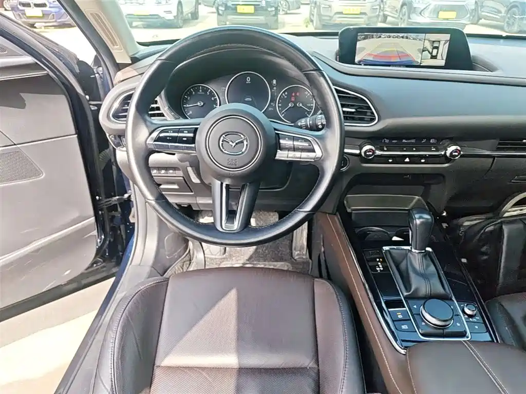 Photo 13 - Mazda CX-30