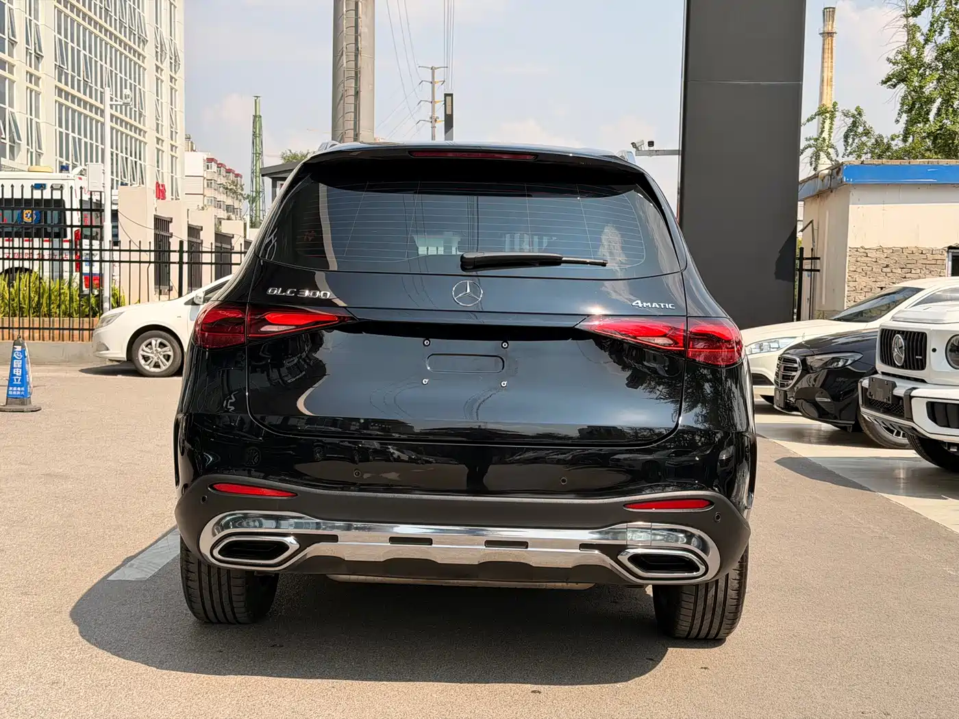 Mercedes-Benz GLC 2024 GLC 300 L 4MATIC Dynamic 5-seater фото 11