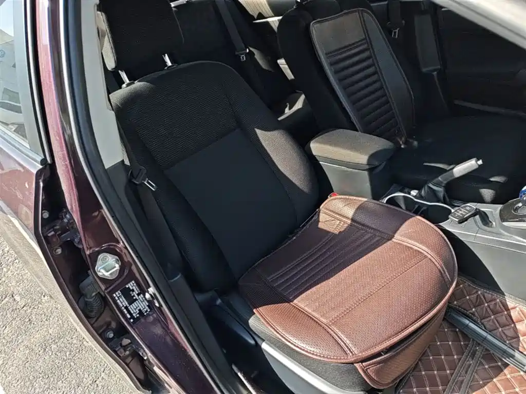 Toyota Levin Twin Engine E+ 2019 1.8PH GS E-CVT Elite Edition фото 20