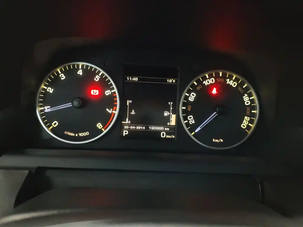 Land Rover Discovery 2016 3.0 SC Black Edition SE фото 4