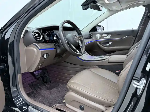 Mercedes-Benz E-Class 2021 Facelift E 300 L Luxury — фото 4