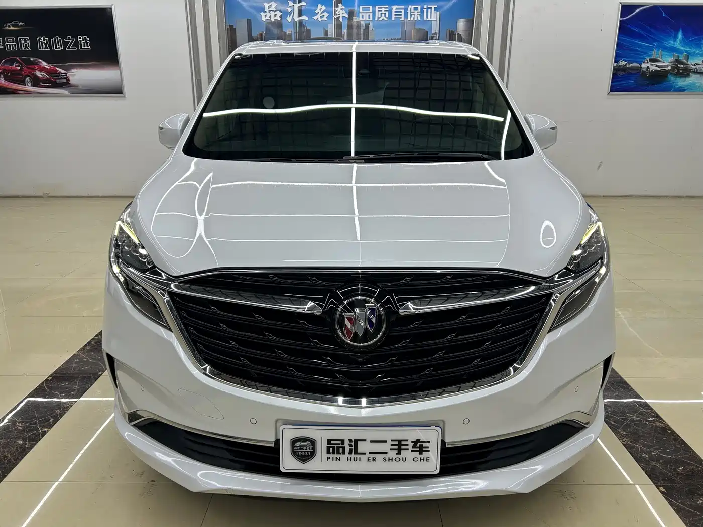 Фото 2 - Buick GL8