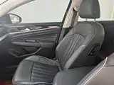 Photo 5 - Volkswagen Passat