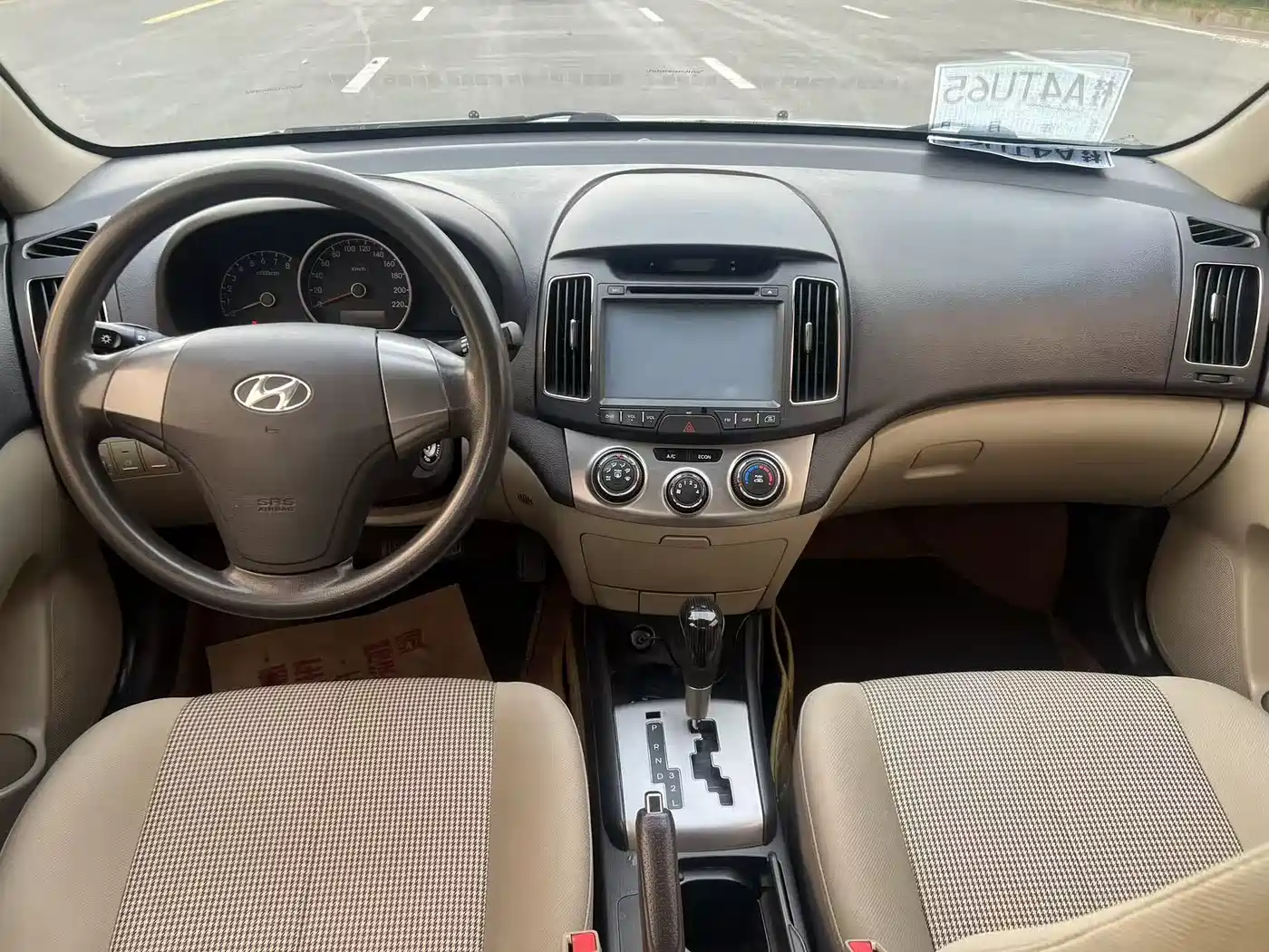 Hyundai Elantra 2011 1.6L Automatic Comfort фото 9