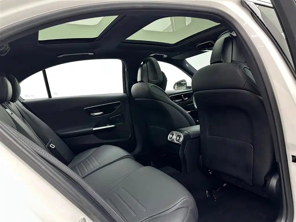 Mercedes-Benz C-Class 2024 C 260 L Sport фото 22