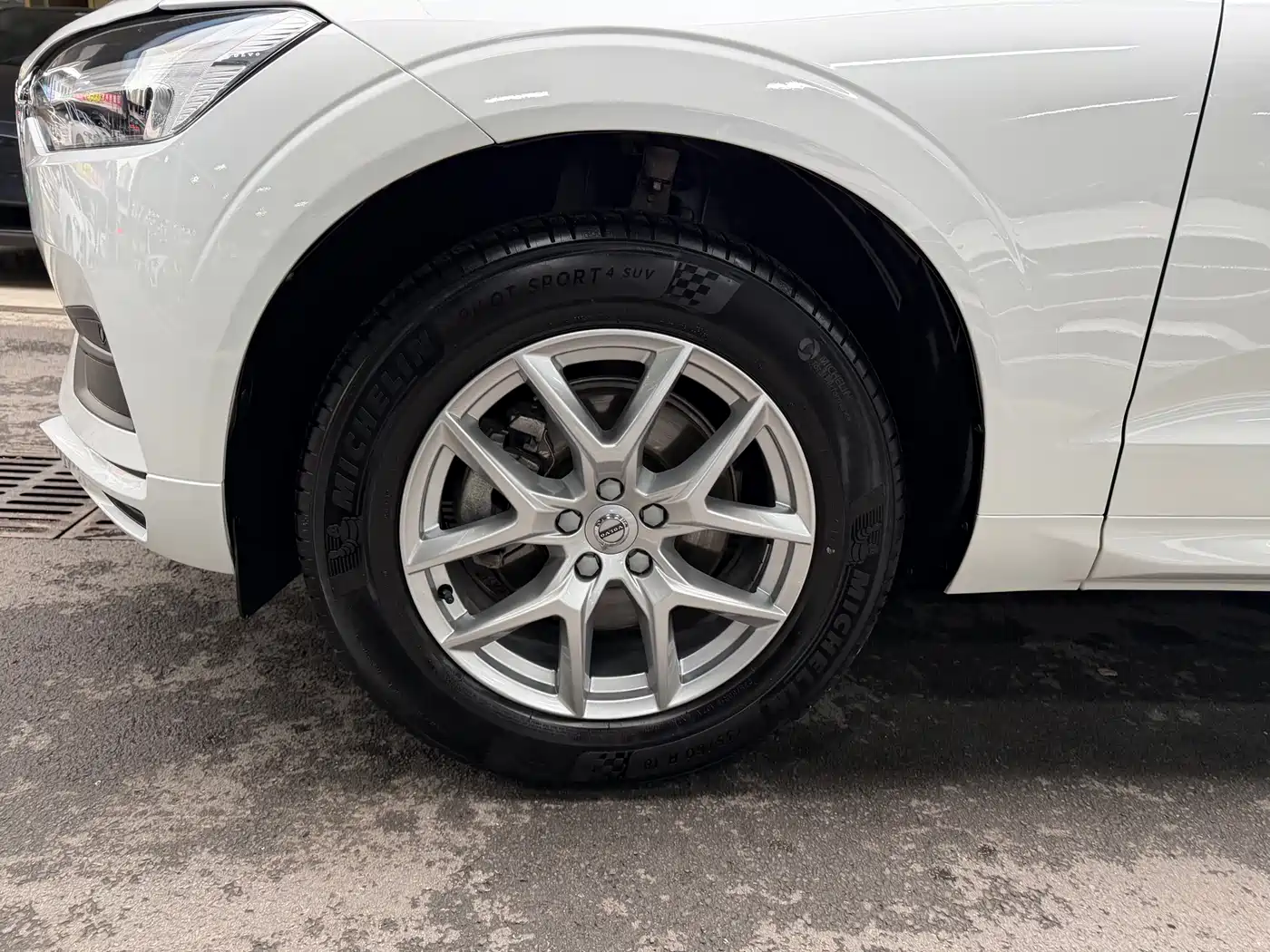 Фото 35 - Volvo XC60