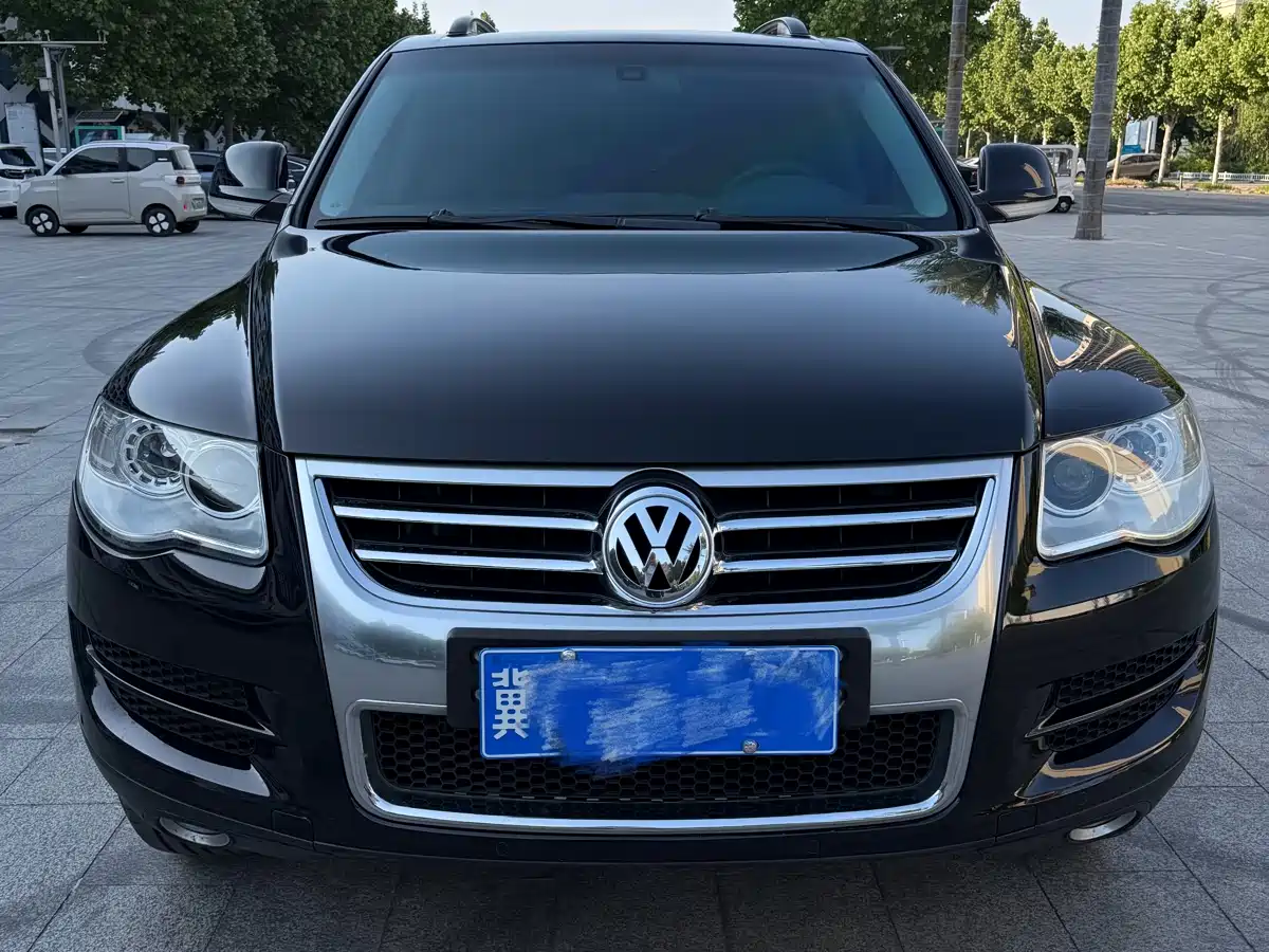 Volkswagen Touareg 2009 3.0T Diesel Standard фото 2
