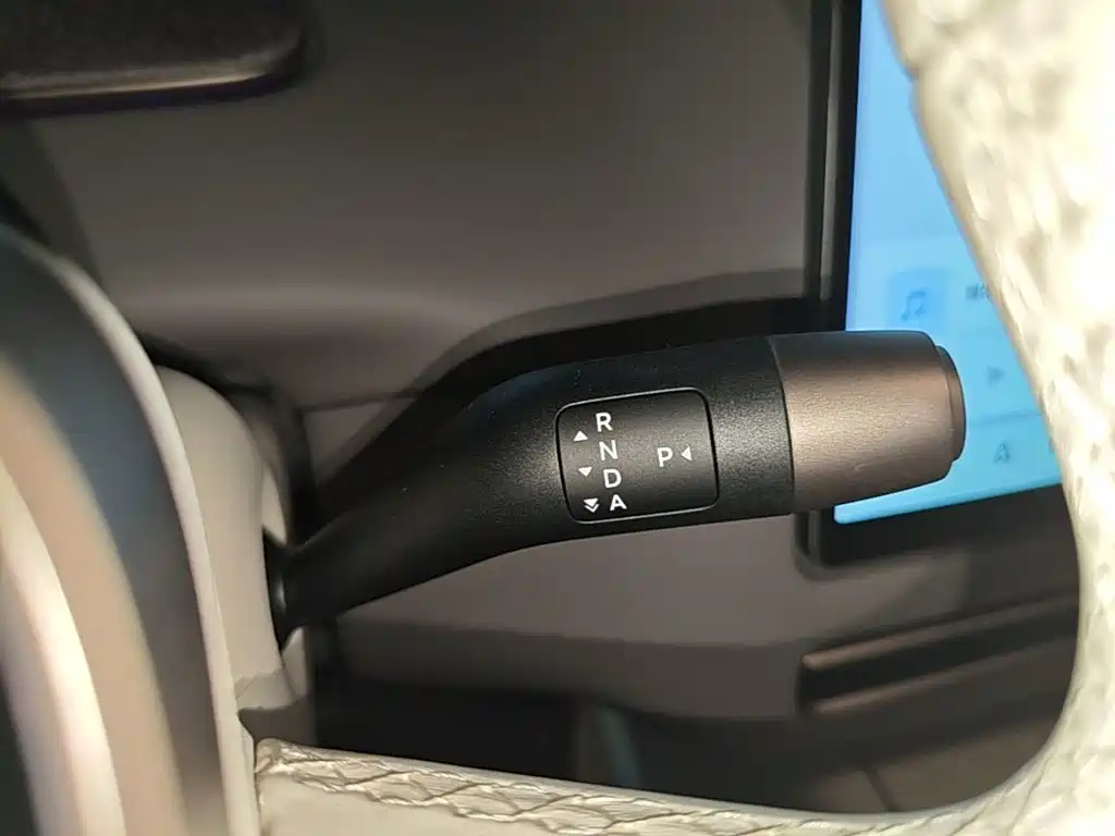 Photo 14 - Li Auto i6