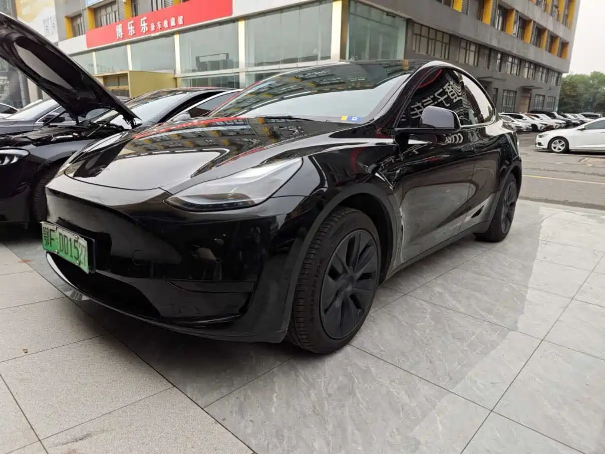 Tesla Model Y 2023 — пригон из Китая