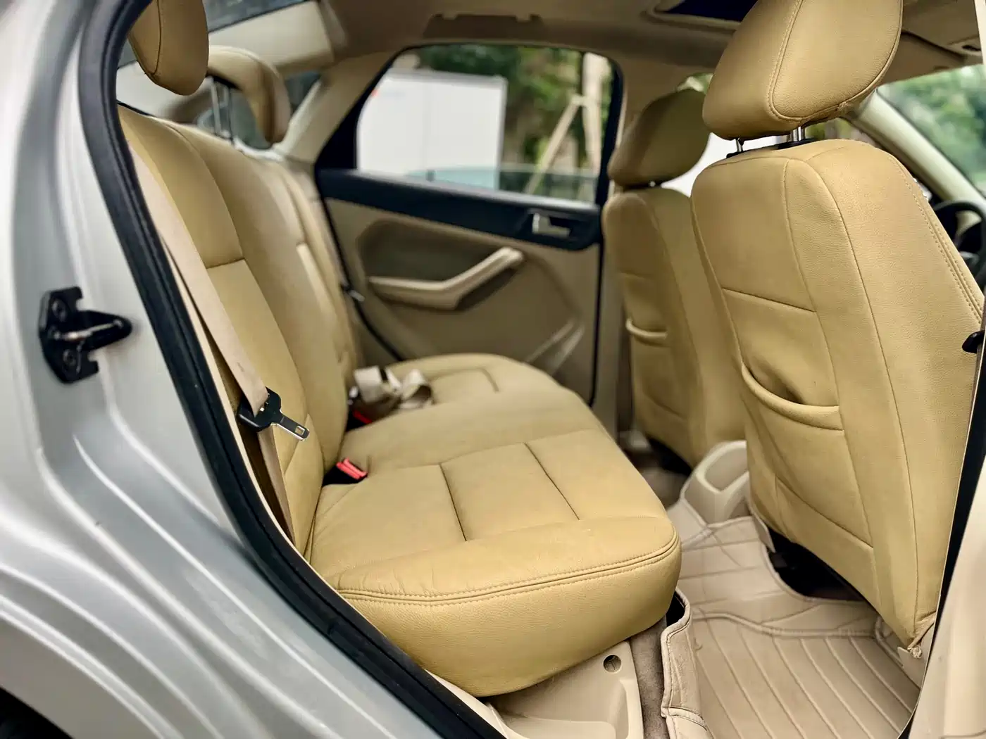 Ford Focus 2011 2011 Sedan 1.8L Manual Comfort