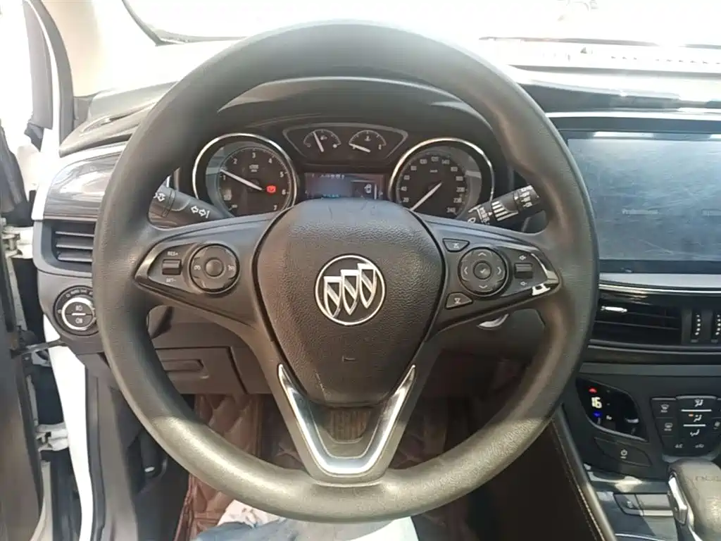 Buick Envision Plus 2017 20T FWD Premium фото 11