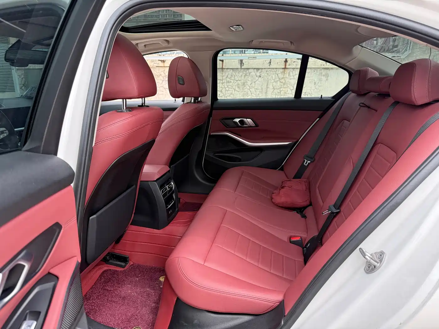 BMW 3 Series 2021 320i Sport Package фото 4