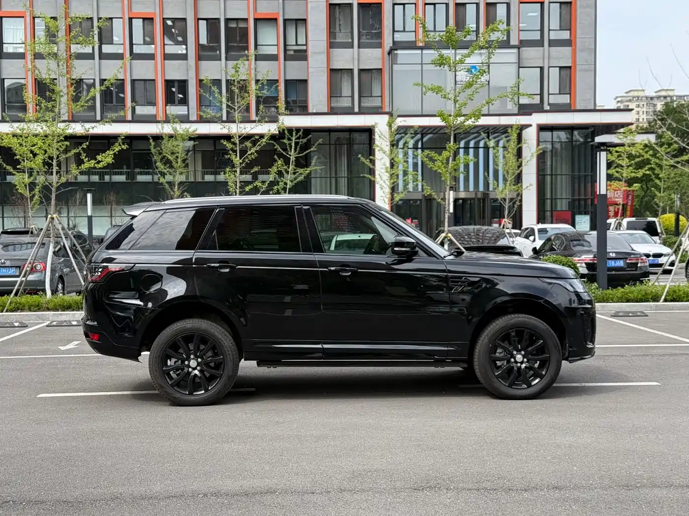 Land Rover Range Rover Sport 2014 3.0 SC V6 HSE фото 14
