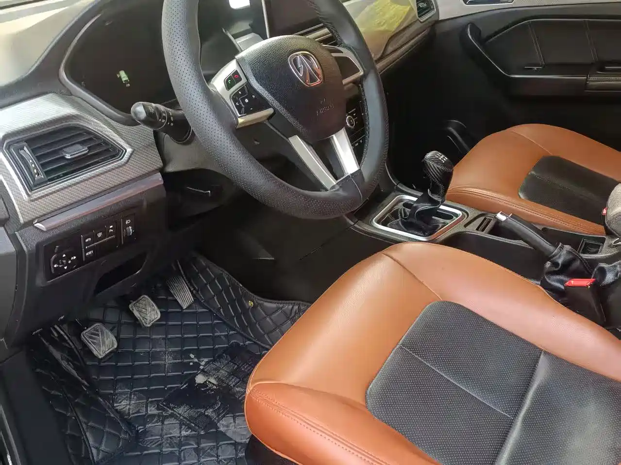 Photo 4 - BAIC Weiwang M50F